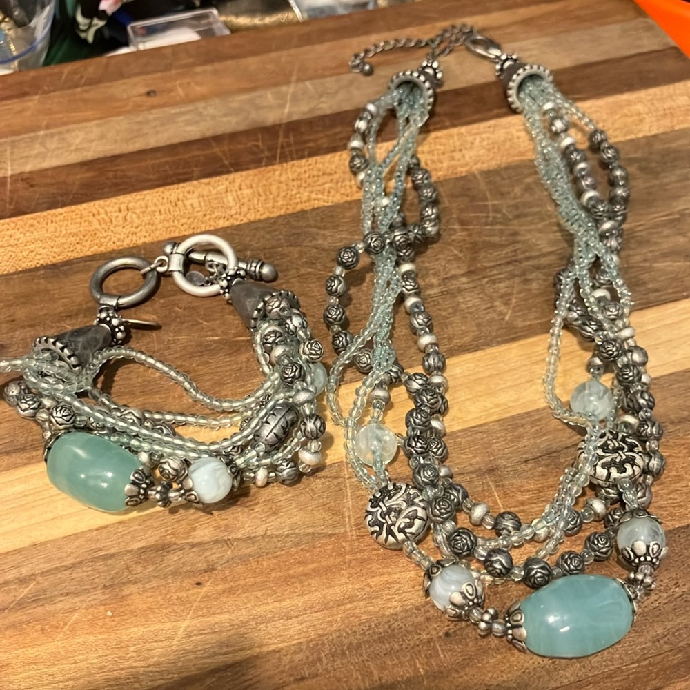 Premier Designs Necklace Bracelet Set Aqua Blue Green Silver tone Adjustable